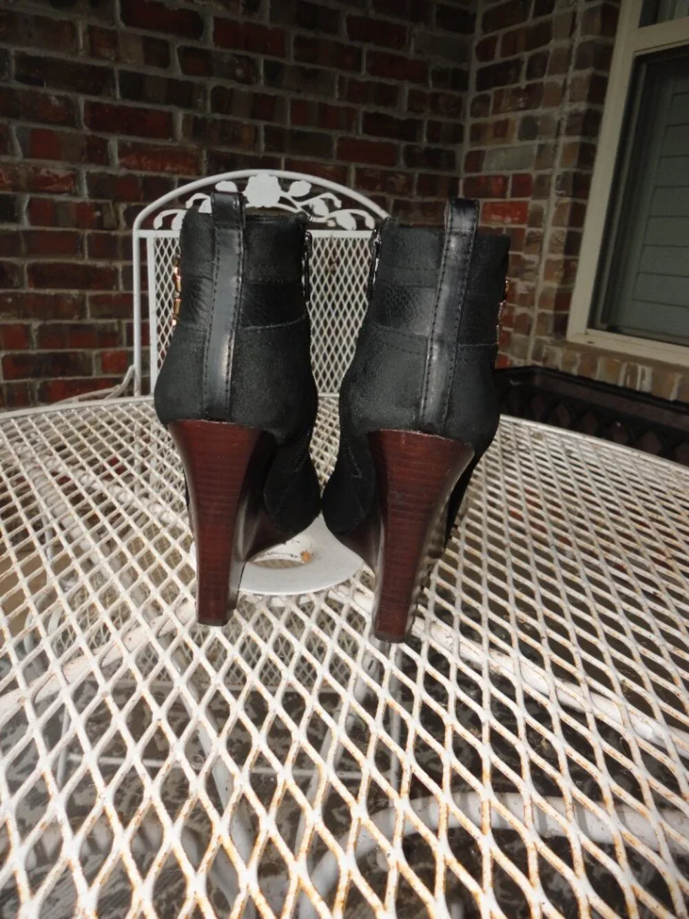 TORY BURCH Black Leather Distressed Chunky Heel Ankle Boots Size 6